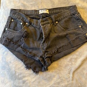 One Teaspoon Bandits Black Distressed Women Shorts